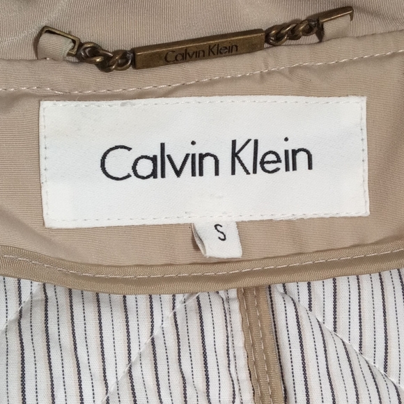 Calvin Klein Women’s Quilted Hooded Beige Zip Button Hook Closure Jacket Small - Picture 4 of 12